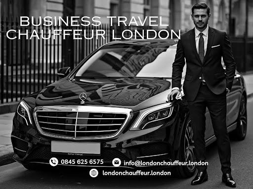 Top 10 Mistakes to Avoid When Booking a Chauffeur